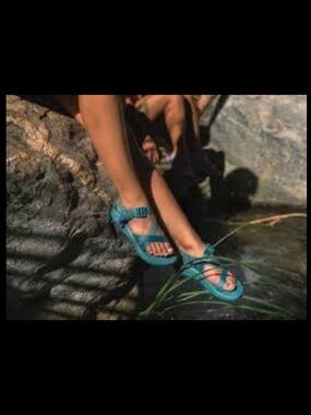 Chaco W7